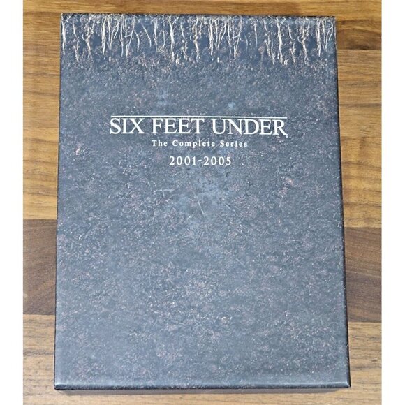 Six Feet  Under The Complete Series Box Set 2001-2005 HBO 24 discs = Near Mint - Picture 1 of 16